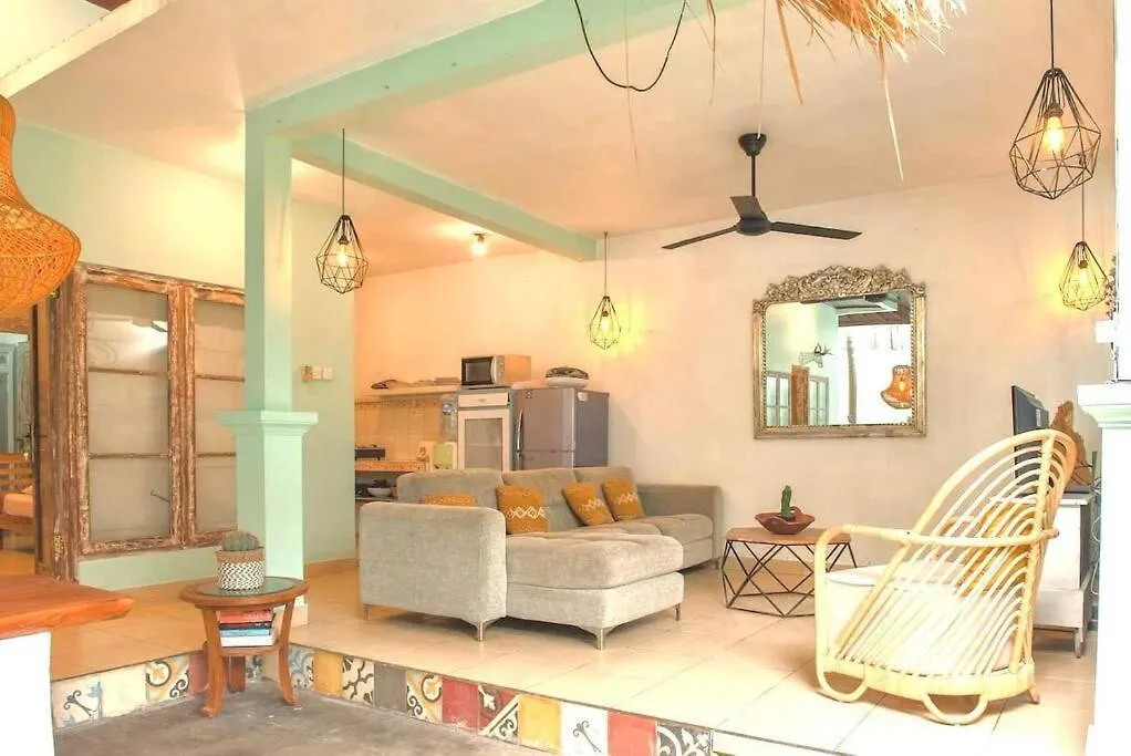 Seminyak Beach Seasalt Hibiscus Villa Vh Indonesia