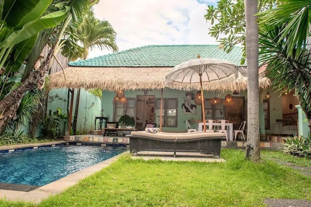Seminyak Beach Seasalt Hibiscus Villa Vh  Seminyak (Bali)